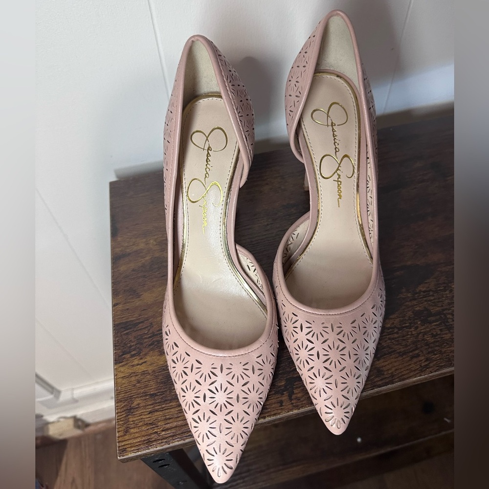 Jessica Simpson Dusty Pink Laser-Cut Pointed Toe Heels
